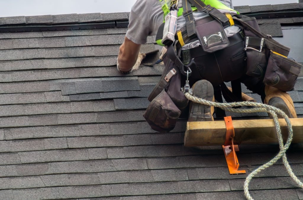 Intervention d'urgence sur toiture